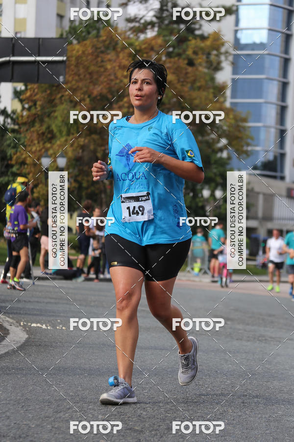 Buy your photos of the eventMeia Maratona Internacional de Curitiba 2018 on Fotop