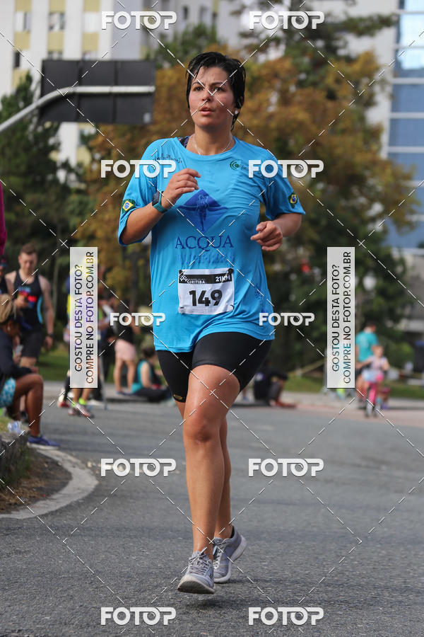 Buy your photos of the eventMeia Maratona Internacional de Curitiba 2018 on Fotop