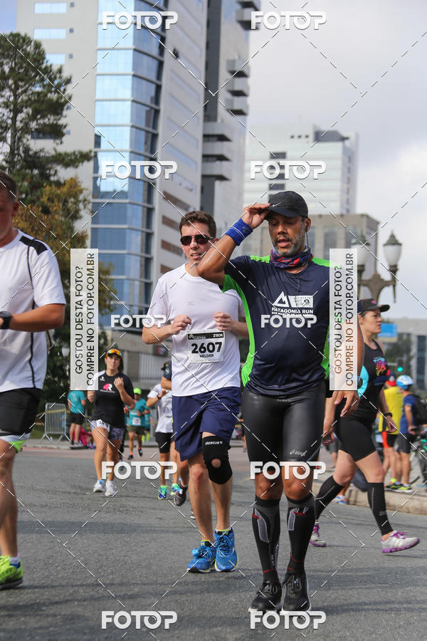 Buy your photos of the eventMeia Maratona Internacional de Curitiba 2018 on Fotop