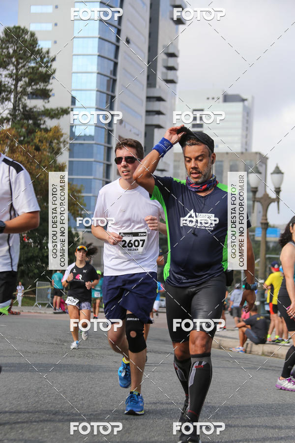 Buy your photos of the eventMeia Maratona Internacional de Curitiba 2018 on Fotop