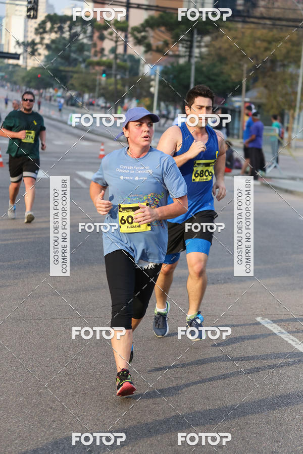 Buy your photos of the eventMeia Maratona Internacional de Curitiba 2018 on Fotop