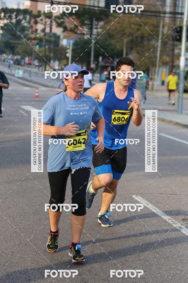 Buy your photos of the eventMeia Maratona Internacional de Curitiba 2018 on Fotop