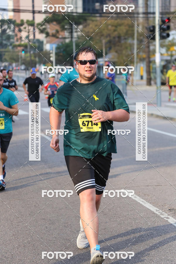 Buy your photos of the eventMeia Maratona Internacional de Curitiba 2018 on Fotop