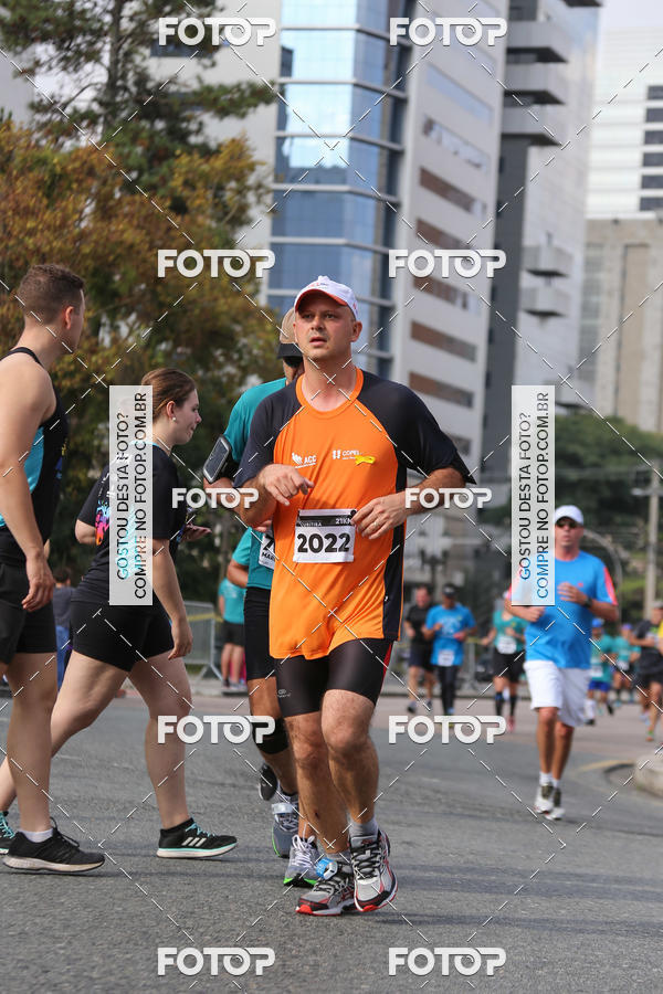Buy your photos of the eventMeia Maratona Internacional de Curitiba 2018 on Fotop