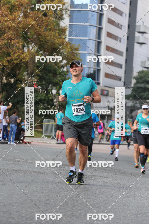 Buy your photos of the eventMeia Maratona Internacional de Curitiba 2018 on Fotop