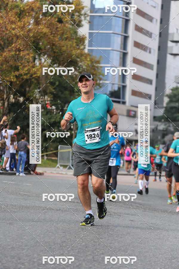 Buy your photos of the eventMeia Maratona Internacional de Curitiba 2018 on Fotop