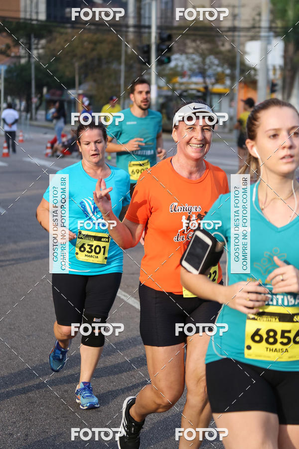 Buy your photos of the eventMeia Maratona Internacional de Curitiba 2018 on Fotop