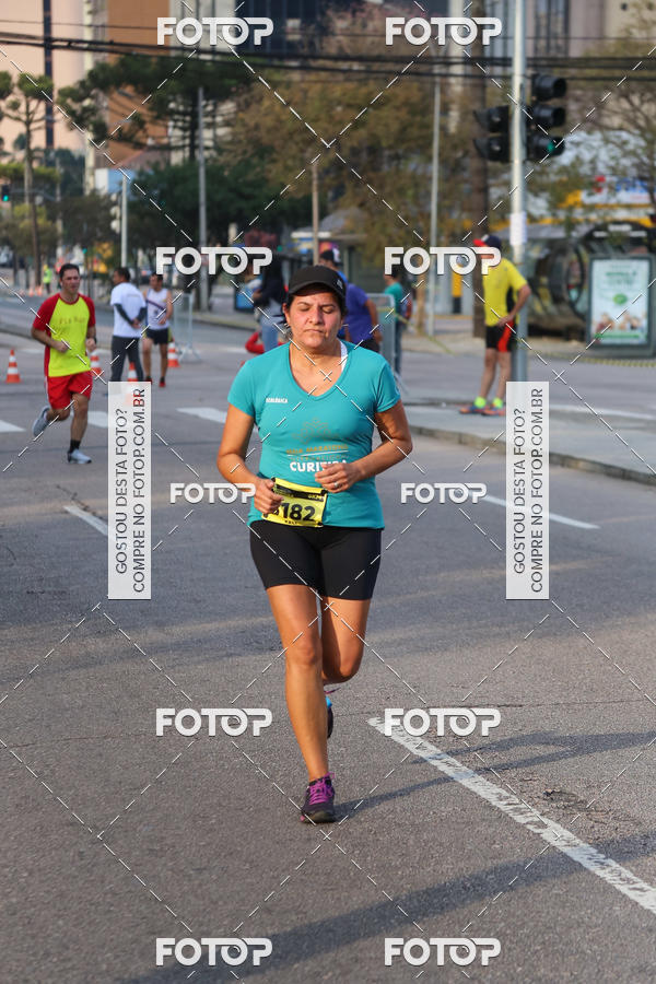 Buy your photos of the eventMeia Maratona Internacional de Curitiba 2018 on Fotop