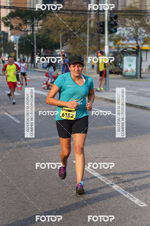 Buy your photos of the eventMeia Maratona Internacional de Curitiba 2018 on Fotop
