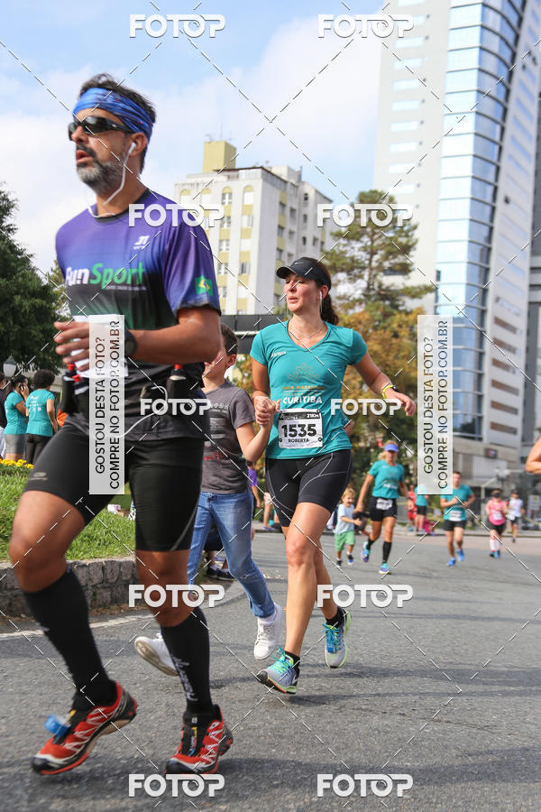 Buy your photos of the eventMeia Maratona Internacional de Curitiba 2018 on Fotop