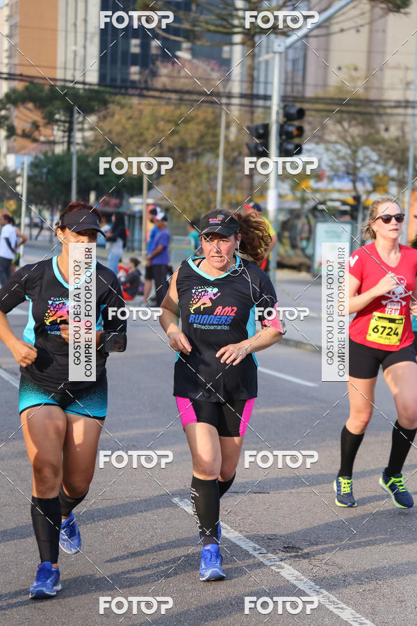 Buy your photos of the eventMeia Maratona Internacional de Curitiba 2018 on Fotop