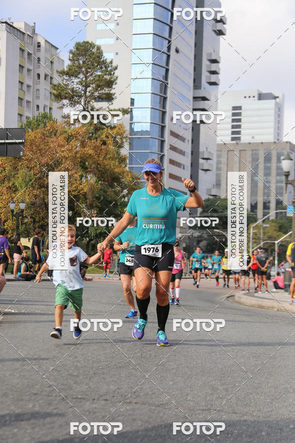 Buy your photos of the eventMeia Maratona Internacional de Curitiba 2018 on Fotop