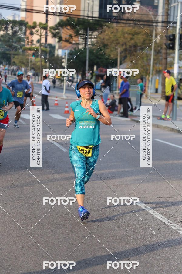 Buy your photos of the eventMeia Maratona Internacional de Curitiba 2018 on Fotop