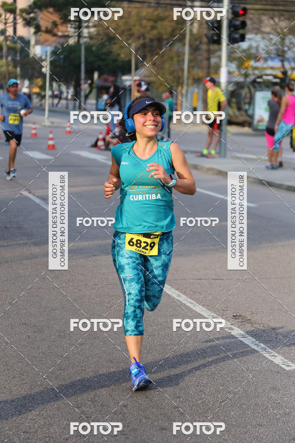 Buy your photos of the eventMeia Maratona Internacional de Curitiba 2018 on Fotop