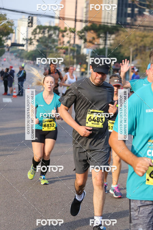 Buy your photos of the eventMeia Maratona Internacional de Curitiba 2018 on Fotop
