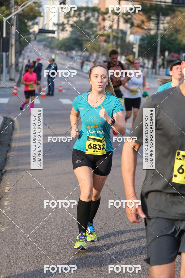Buy your photos of the eventMeia Maratona Internacional de Curitiba 2018 on Fotop