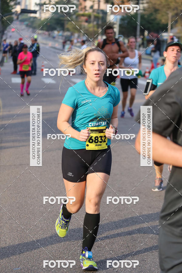 Buy your photos of the eventMeia Maratona Internacional de Curitiba 2018 on Fotop