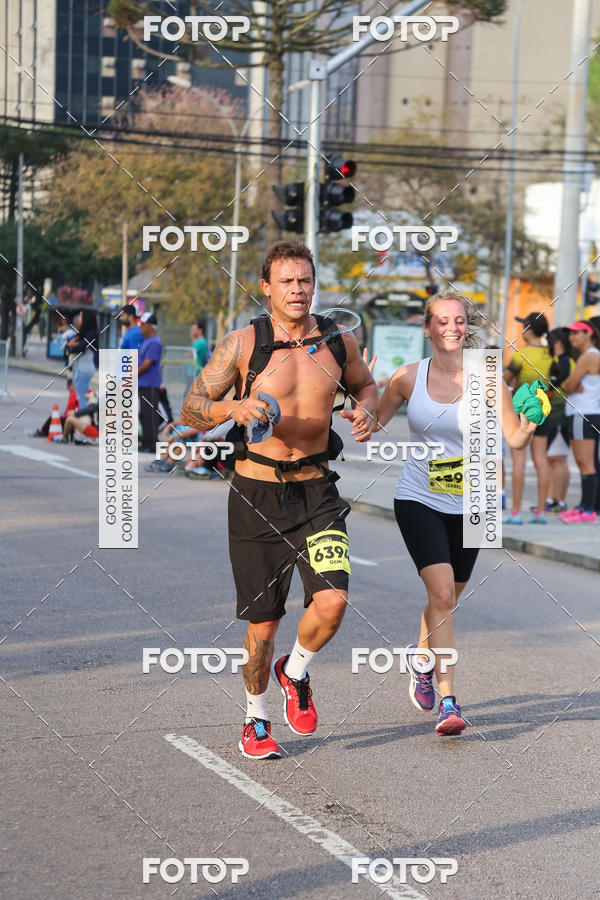 Buy your photos of the eventMeia Maratona Internacional de Curitiba 2018 on Fotop