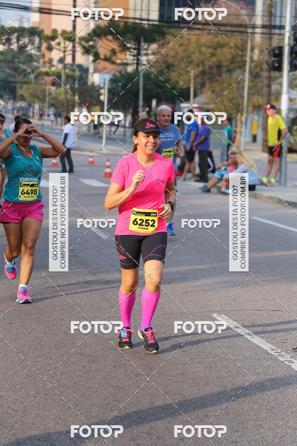Buy your photos of the eventMeia Maratona Internacional de Curitiba 2018 on Fotop