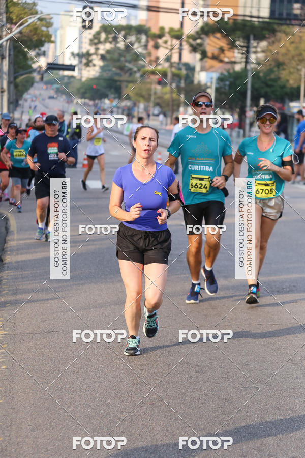 Buy your photos of the eventMeia Maratona Internacional de Curitiba 2018 on Fotop