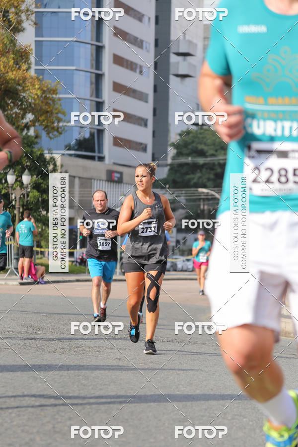 Buy your photos of the eventMeia Maratona Internacional de Curitiba 2018 on Fotop