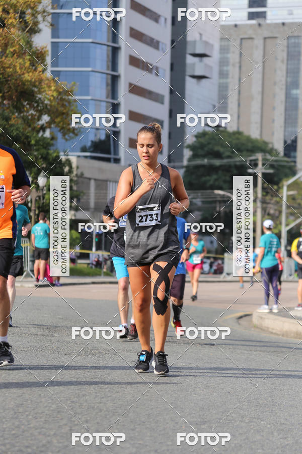 Buy your photos of the eventMeia Maratona Internacional de Curitiba 2018 on Fotop