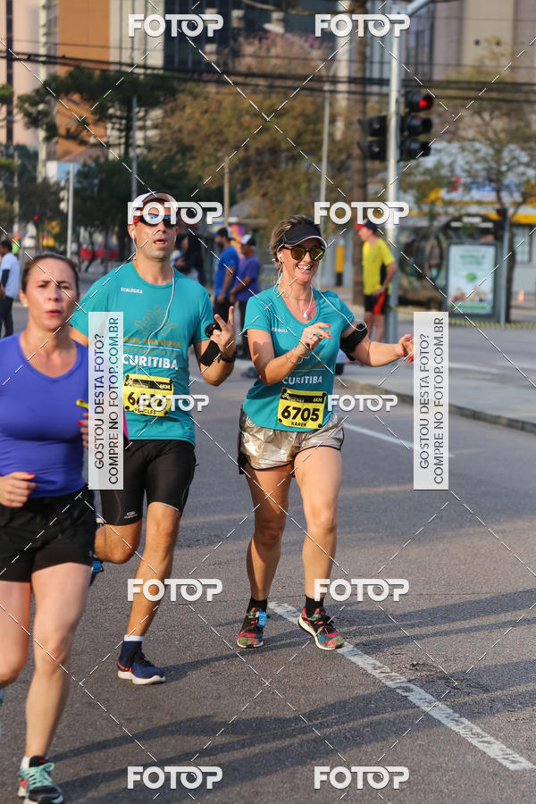 Buy your photos of the eventMeia Maratona Internacional de Curitiba 2018 on Fotop