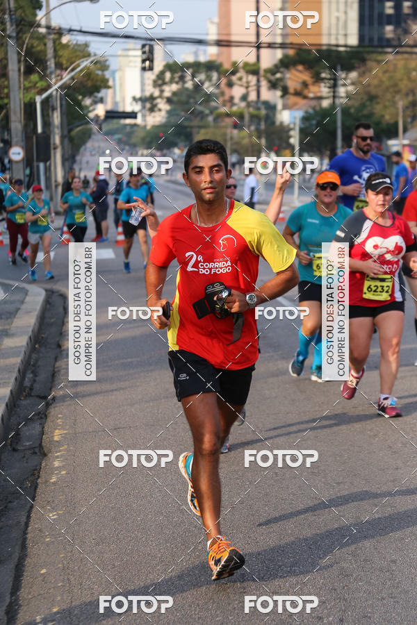 Buy your photos of the eventMeia Maratona Internacional de Curitiba 2018 on Fotop