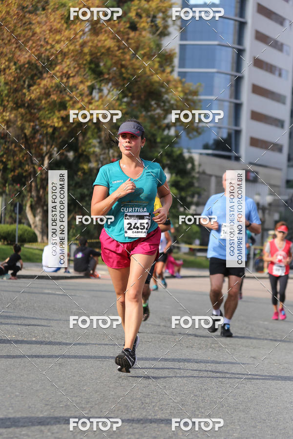 Buy your photos of the eventMeia Maratona Internacional de Curitiba 2018 on Fotop