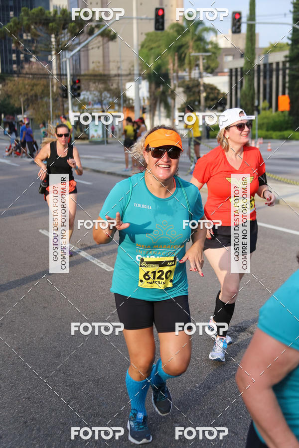 Buy your photos of the eventMeia Maratona Internacional de Curitiba 2018 on Fotop
