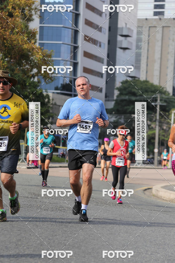 Buy your photos of the eventMeia Maratona Internacional de Curitiba 2018 on Fotop