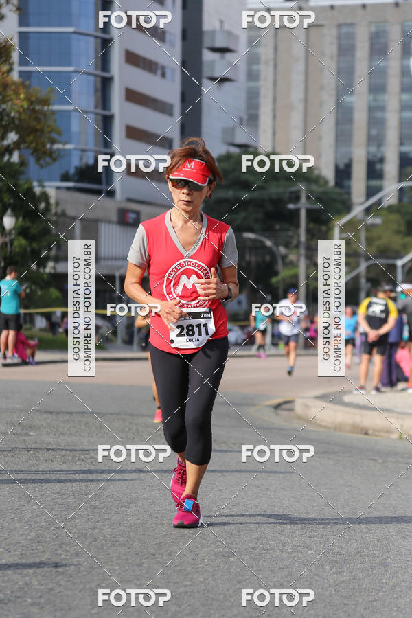 Buy your photos of the eventMeia Maratona Internacional de Curitiba 2018 on Fotop