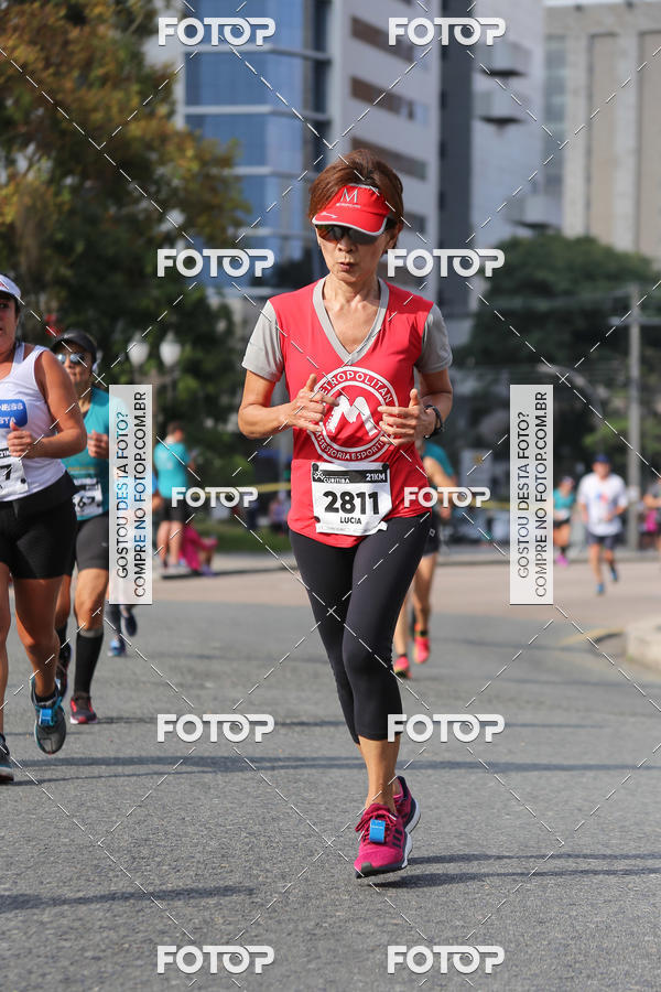 Buy your photos of the eventMeia Maratona Internacional de Curitiba 2018 on Fotop
