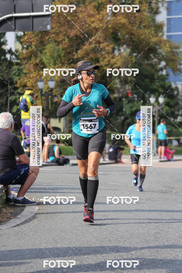 Buy your photos of the eventMeia Maratona Internacional de Curitiba 2018 on Fotop