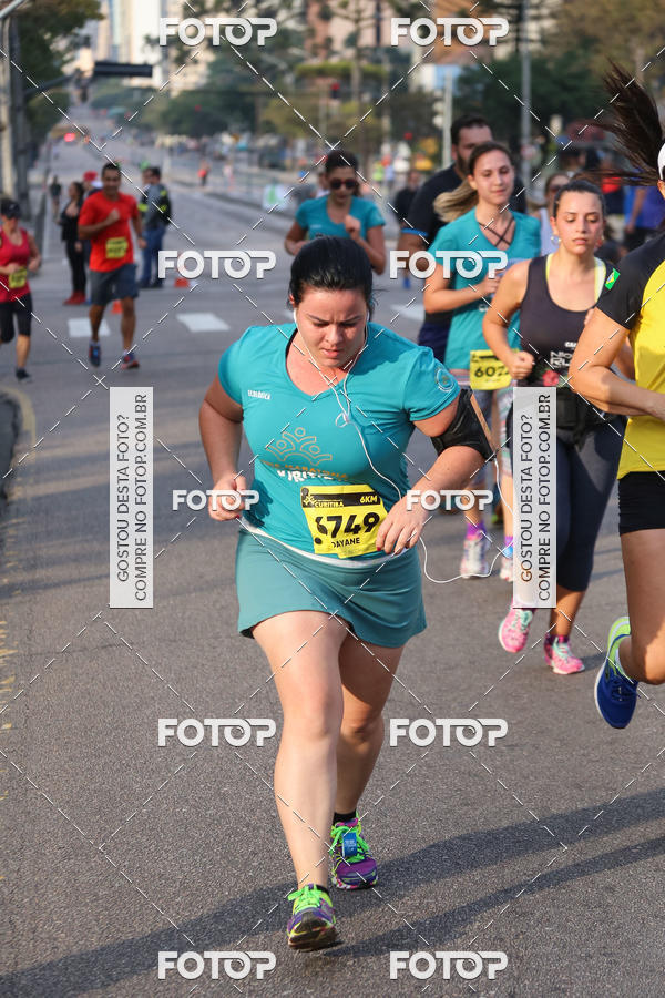 Buy your photos of the eventMeia Maratona Internacional de Curitiba 2018 on Fotop