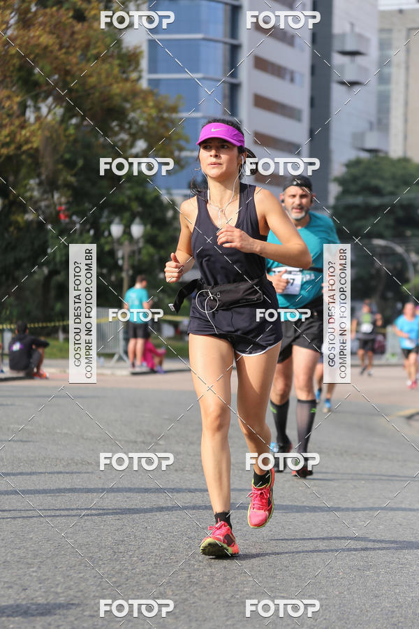 Buy your photos of the eventMeia Maratona Internacional de Curitiba 2018 on Fotop