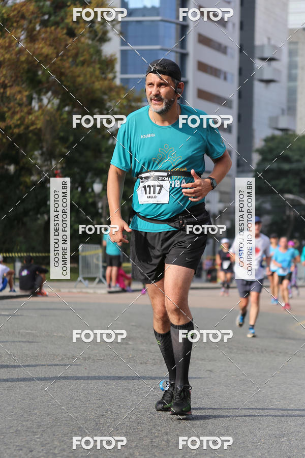 Buy your photos of the eventMeia Maratona Internacional de Curitiba 2018 on Fotop