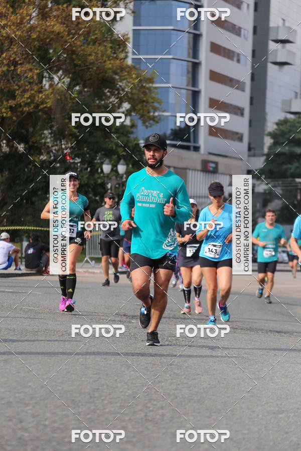 Buy your photos of the eventMeia Maratona Internacional de Curitiba 2018 on Fotop