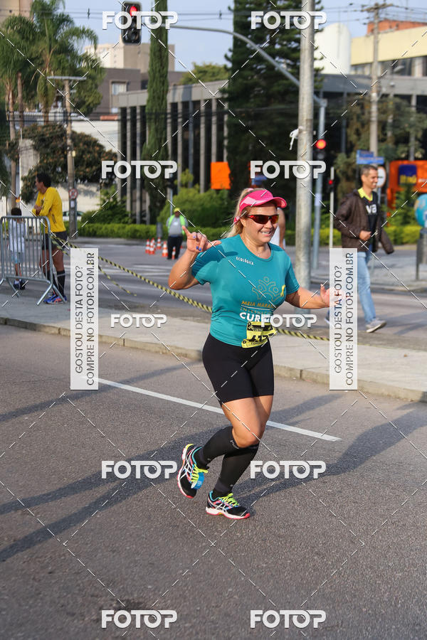 Buy your photos of the eventMeia Maratona Internacional de Curitiba 2018 on Fotop