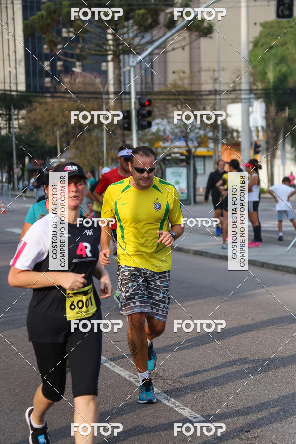 Buy your photos of the eventMeia Maratona Internacional de Curitiba 2018 on Fotop