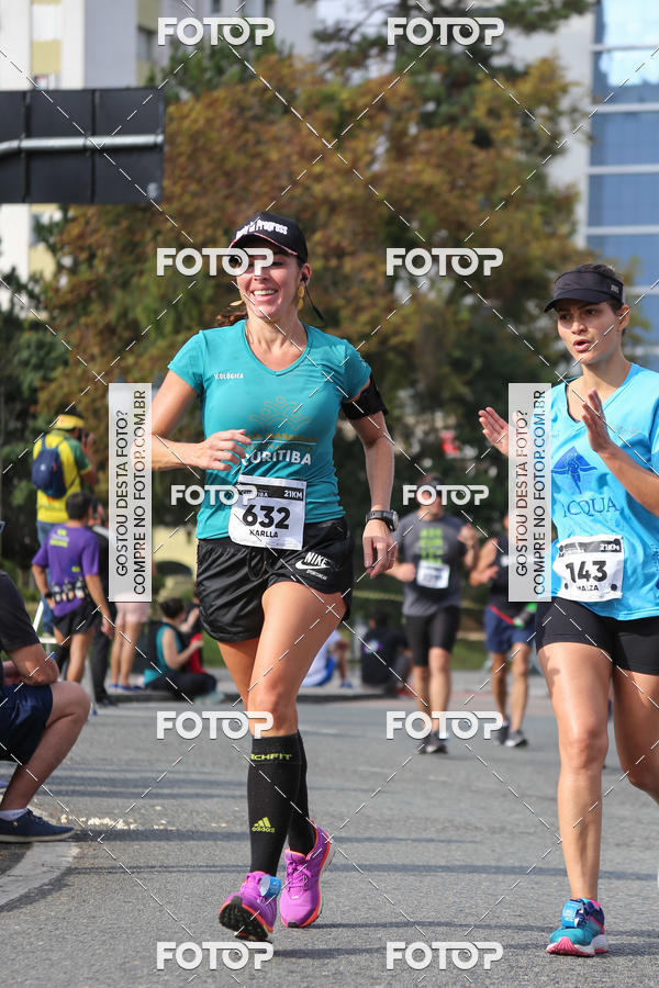 Buy your photos of the eventMeia Maratona Internacional de Curitiba 2018 on Fotop
