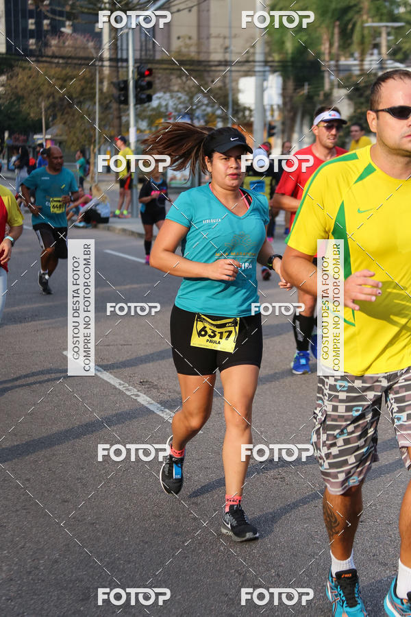 Buy your photos of the eventMeia Maratona Internacional de Curitiba 2018 on Fotop