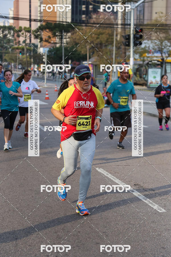 Buy your photos of the eventMeia Maratona Internacional de Curitiba 2018 on Fotop