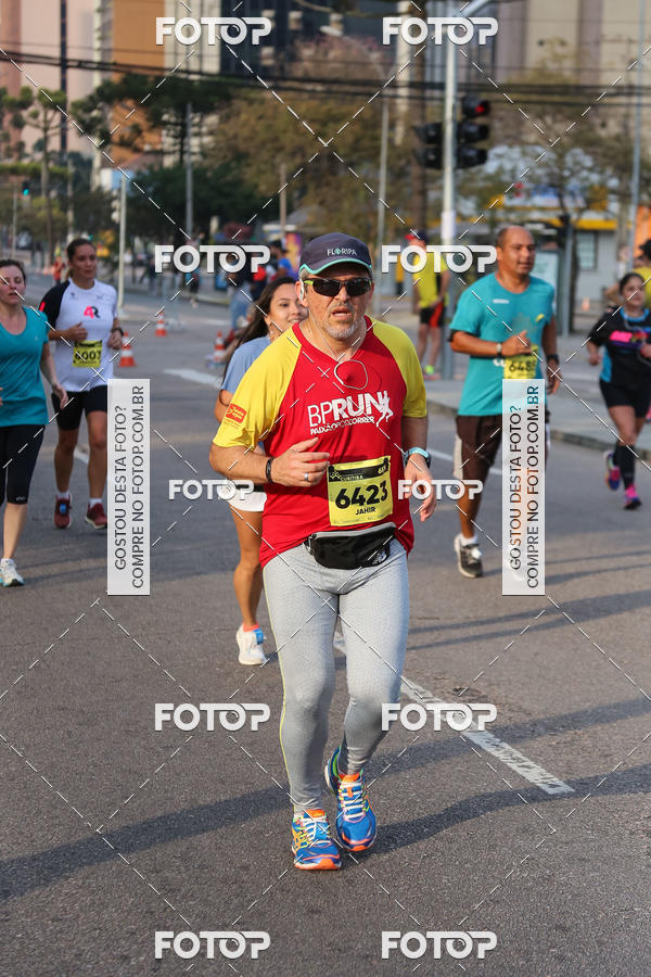 Buy your photos of the eventMeia Maratona Internacional de Curitiba 2018 on Fotop