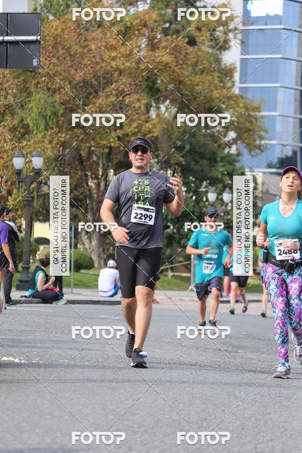 Buy your photos of the eventMeia Maratona Internacional de Curitiba 2018 on Fotop