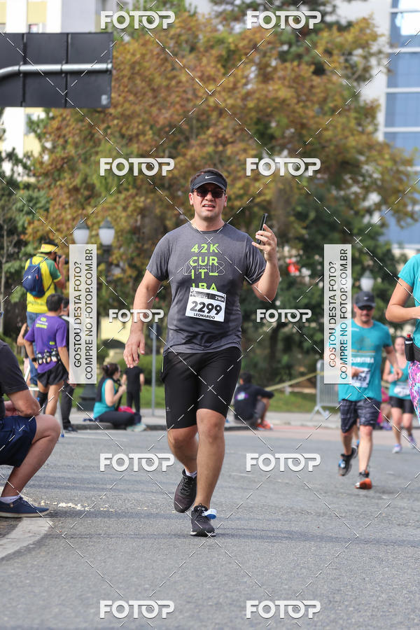 Buy your photos of the eventMeia Maratona Internacional de Curitiba 2018 on Fotop