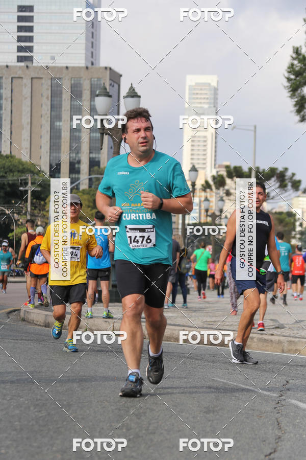 Buy your photos of the eventMeia Maratona Internacional de Curitiba 2018 on Fotop