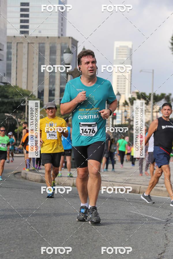 Buy your photos of the eventMeia Maratona Internacional de Curitiba 2018 on Fotop