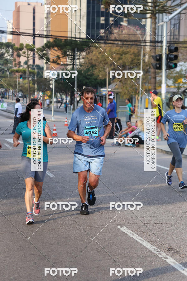 Buy your photos of the eventMeia Maratona Internacional de Curitiba 2018 on Fotop