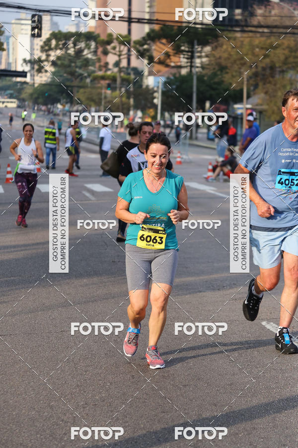 Buy your photos of the eventMeia Maratona Internacional de Curitiba 2018 on Fotop